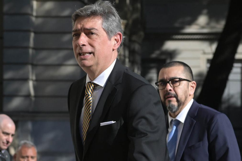 El titular de la Corte, Horacio Rosatti, y su colaborador Silvio Robles, señalado por connivencia con el gobierno porteño.