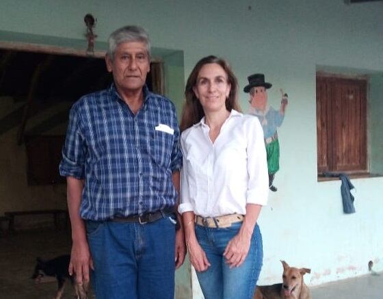 El productor Antolín Soraire con la secretaria de Desarrollo Productivo, Milagros Patrón Costas. 