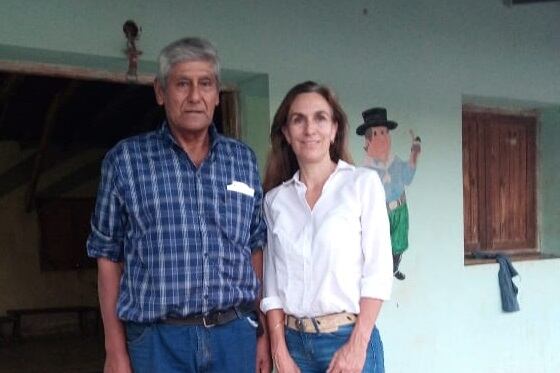 El productor Antolín Soraire con la secretaria de Desarrollo Productivo, Milagros Patrón Costas.