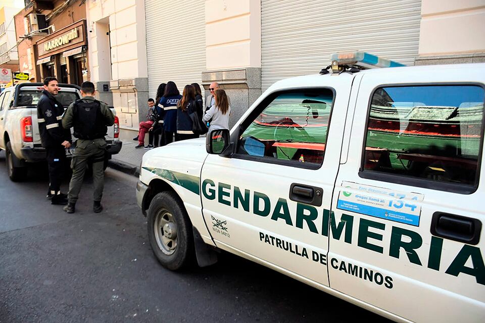 La firma local es investigada en línea con los allanamientos a las cuevas porteñas.