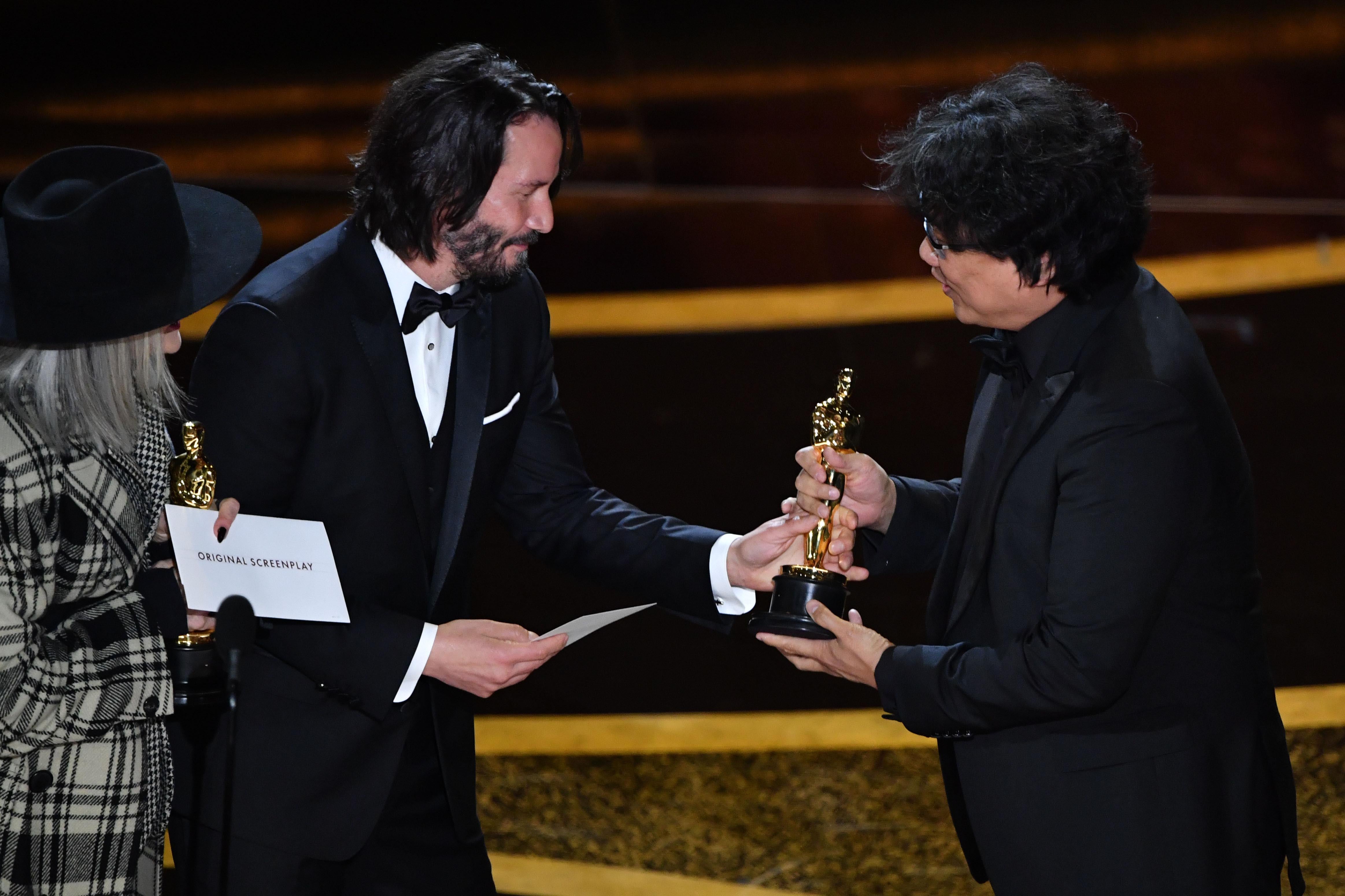 Bong Joon-ho, guionista y director de la primera película coreana en ganar un Oscar. 