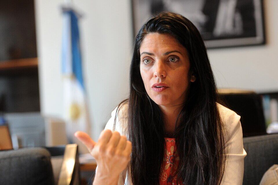 La directora ejecutiva del PAMI, Luana Volnovich.
