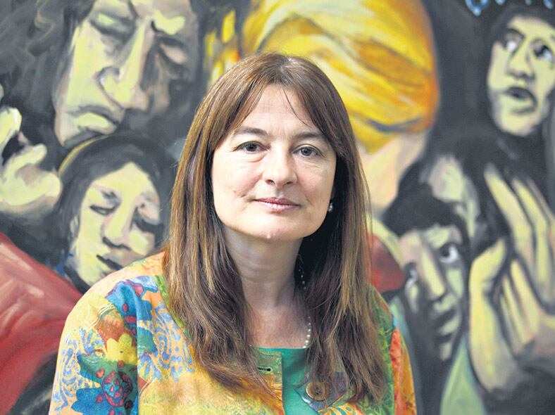 Estela Díaz presenta un panorama de la vida sindical con perspectiva de género.