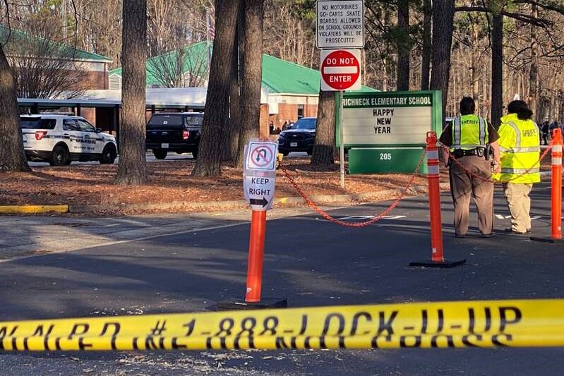 El incidente ocurrido en la Escuela Primaria Richneck de la ciudad costera de Newport News, al este de Estados Unidos (Foto: The Virginian-Pilot).