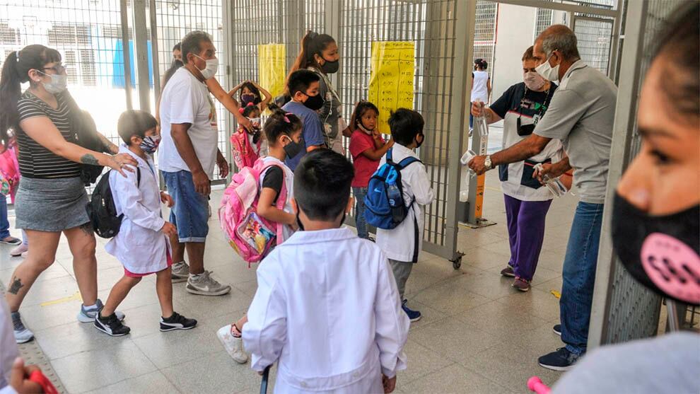 No es la primera vez que Acuña despliega sus prejuicios al reflexionar sobre la educación.