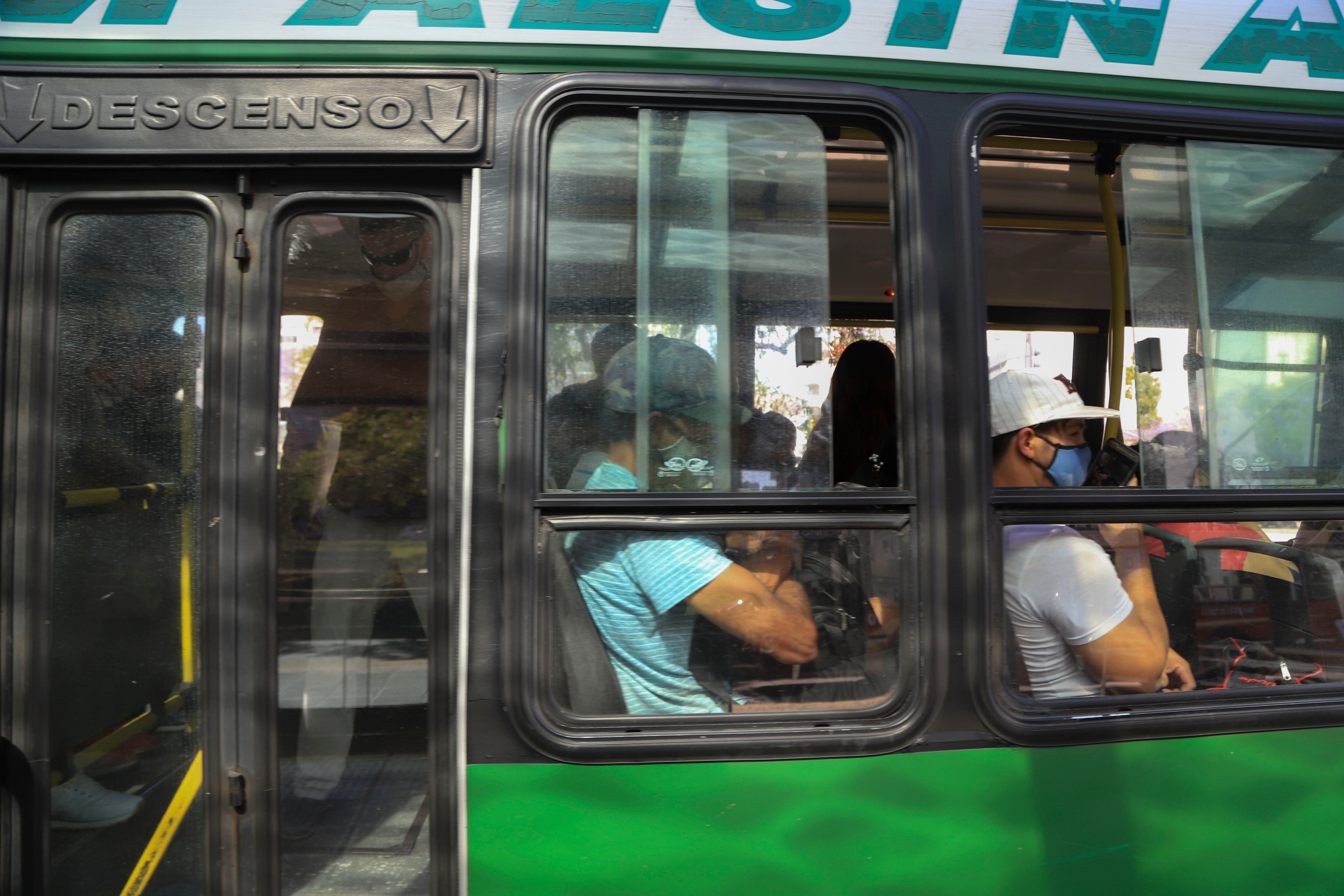Desde las cámaras representativas aclarararon que el reciente aumento de tarifas no genera un mayor ingreso a las empresas. (Foto: NA)