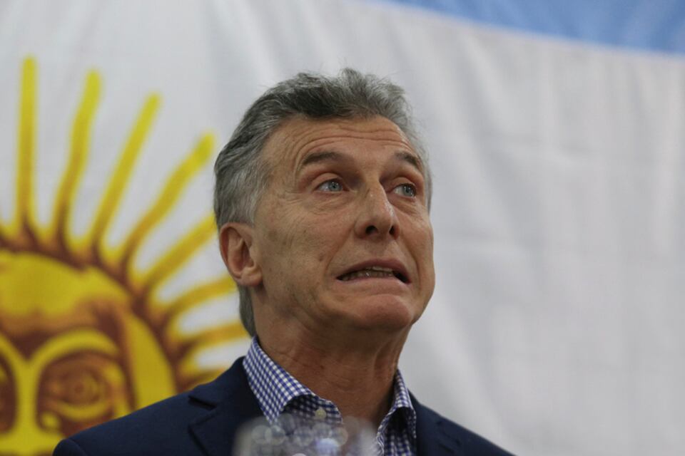 "Estamos obligados a construir una ilusión de futuro, porque esa ilusión nos guiará y nos salvará", ensaya Macri.