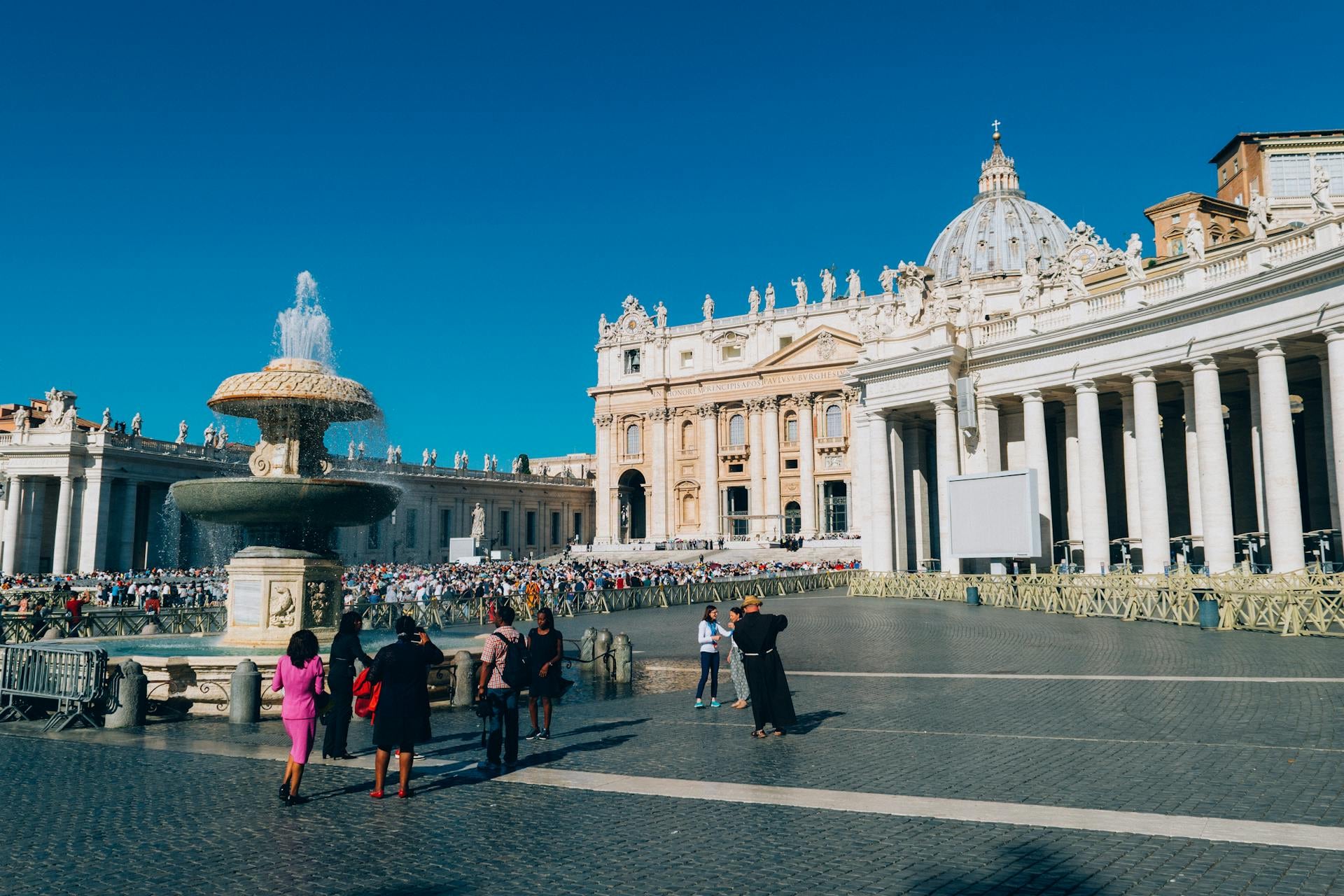 El Vaticano echó del clero a 18 religiosos belgas culpables de abusos sexuales. (Imagen: Pexels)