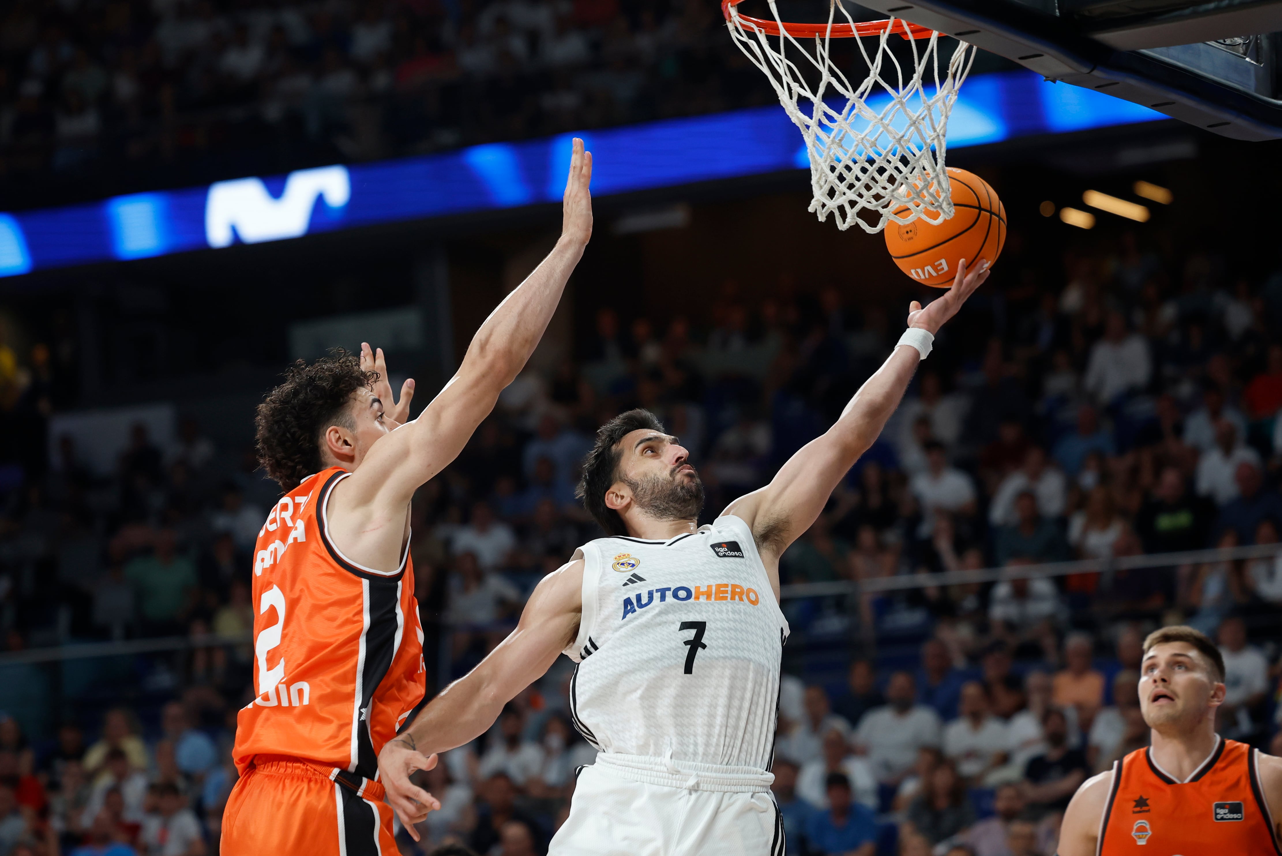 Facundo Campazzo, imparable a sus 34 pirulos.