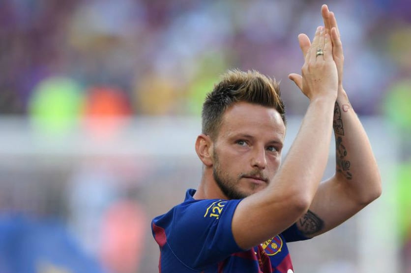 Rakitic, 310 partidos y 16 títulos en el club catalán.