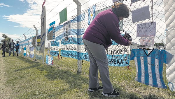 Amigos y familiares concentran su dolor en Mar del Plata.