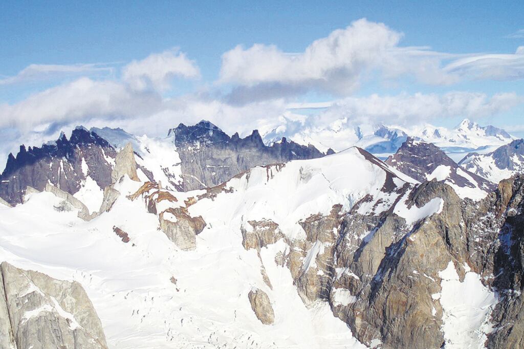 Las organizaciones reclaman que se cumpla el principio de no regresión en la protección glaciar.