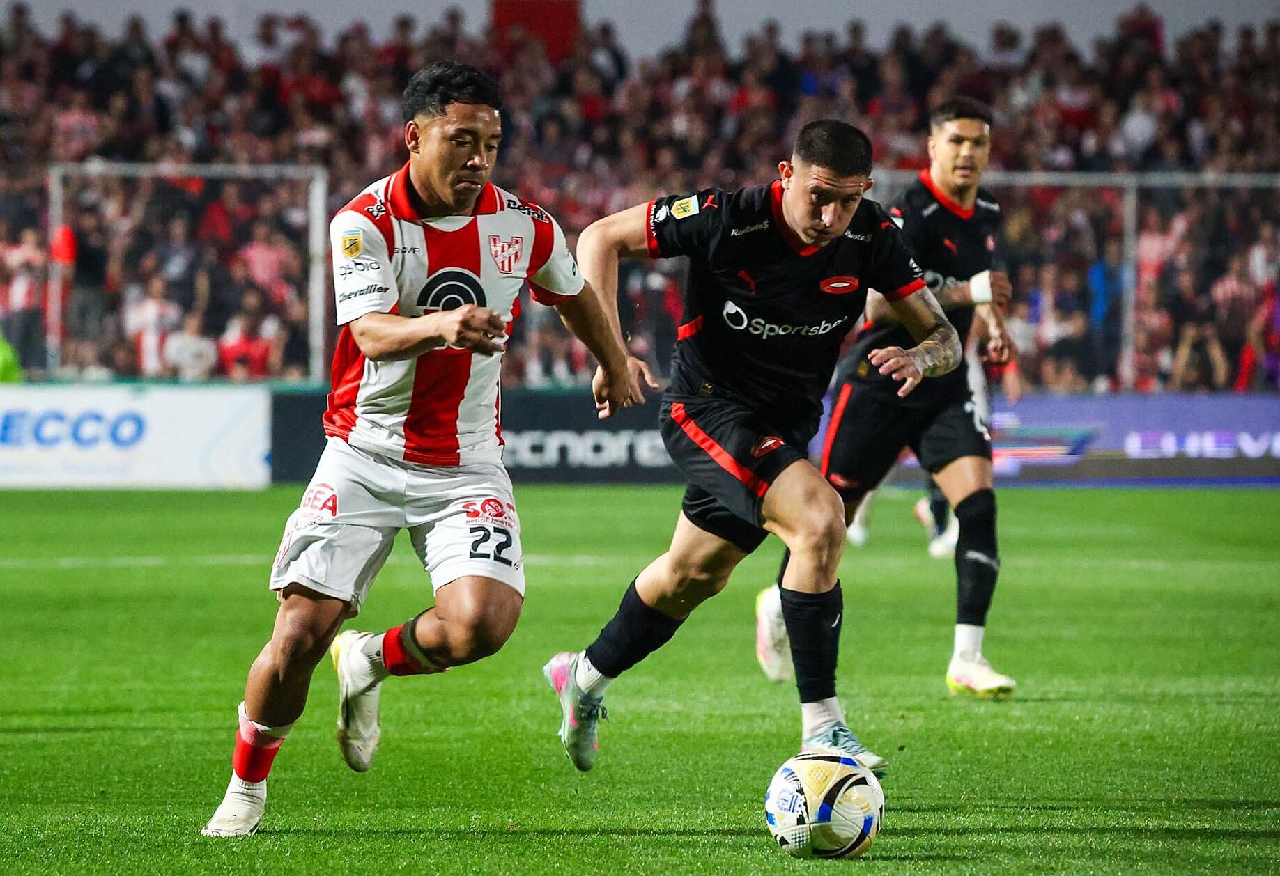 Puebla busca escaparse y Zabala lo persigue