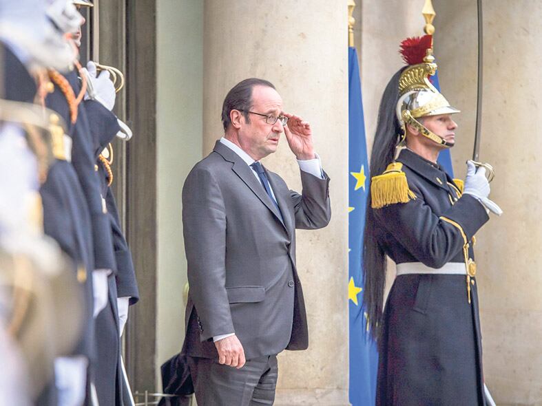 La izquierda de Hollande termina el mandato agotada, dividida y con bajos niveles de aceptación popular.