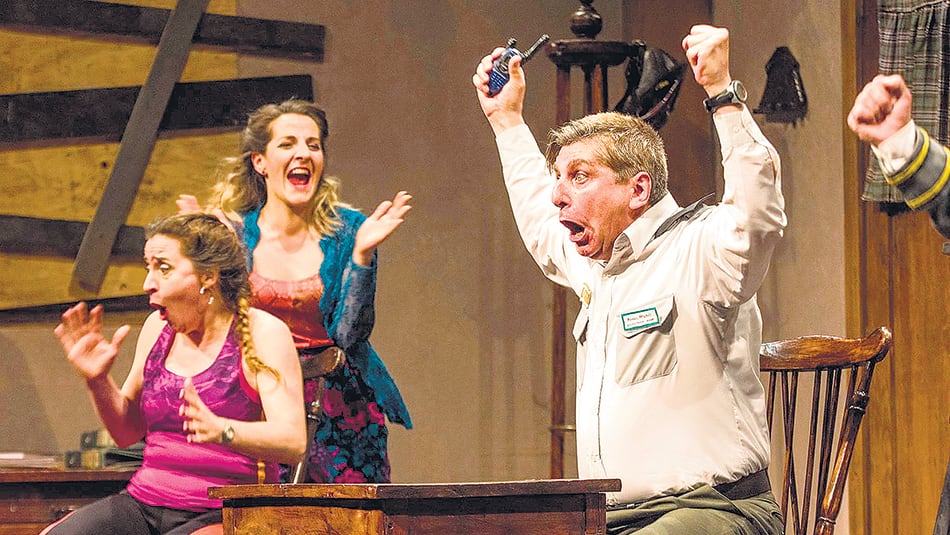 En ¡Camuflaje! los cuerpos van delineando enigmas y revelando necesidades y deseos.