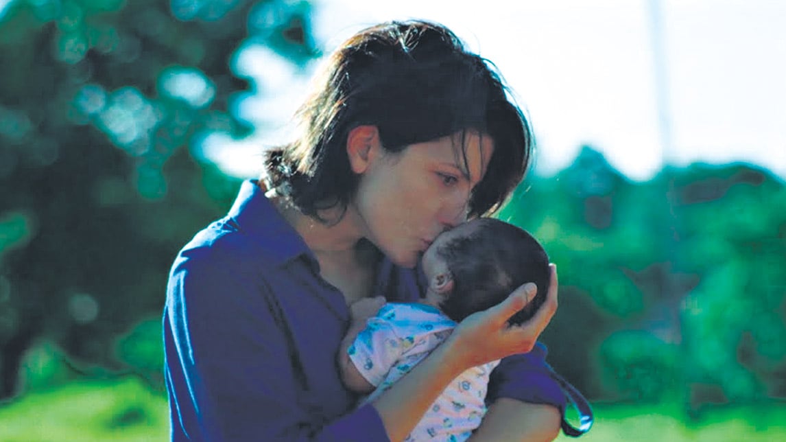 Barbara Lennie se luce como la doctora Malena.