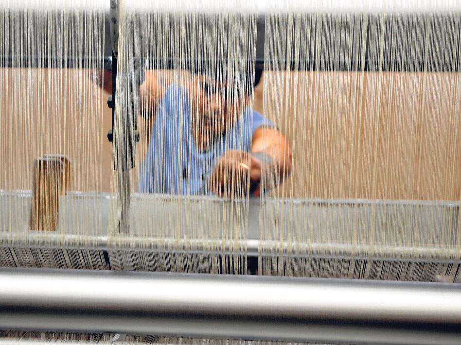 La producción textil fue la más sensible a la caída de la demanda .Tuvo una baja del orden del 27,7 por ciento.