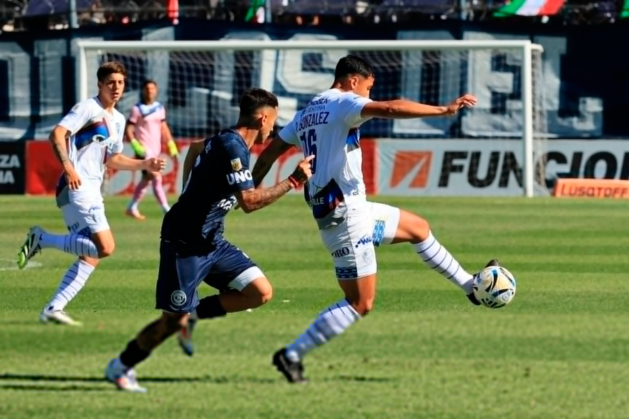 Rivadavia fue mejor, incluso a pesar de las expulsiones.