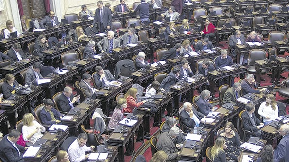 El DNU de Macri reavivó la polémica en la Cámara de Diputados sobre la extinción de dominio.