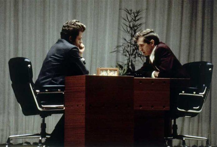 Boris Spassky y Bobby Fischer definen el título en Buenos Aires en 1971.