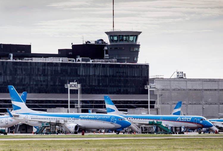 La actividad aerocomercial se pospuso hasta el 1º de septiembre por la pandemia.