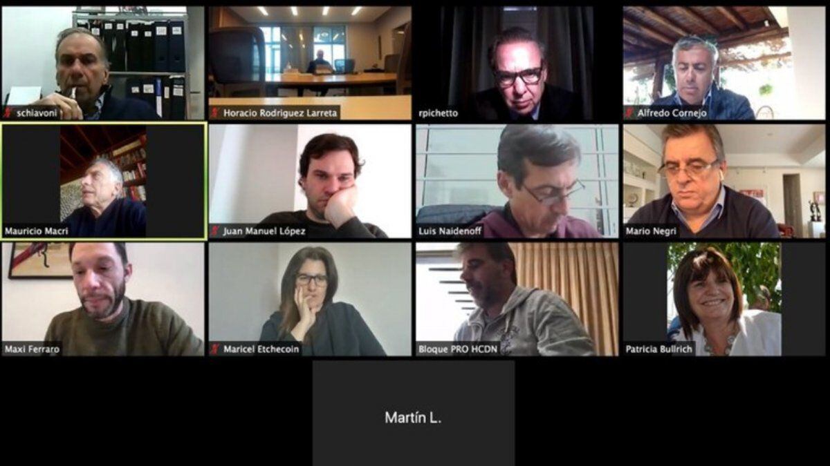 "Las manifestaciones de Cristina Kirchner suponen el más grave ataque a la independencia de la Justicia ocurrido desde la recuperación democrática", dice el texto.