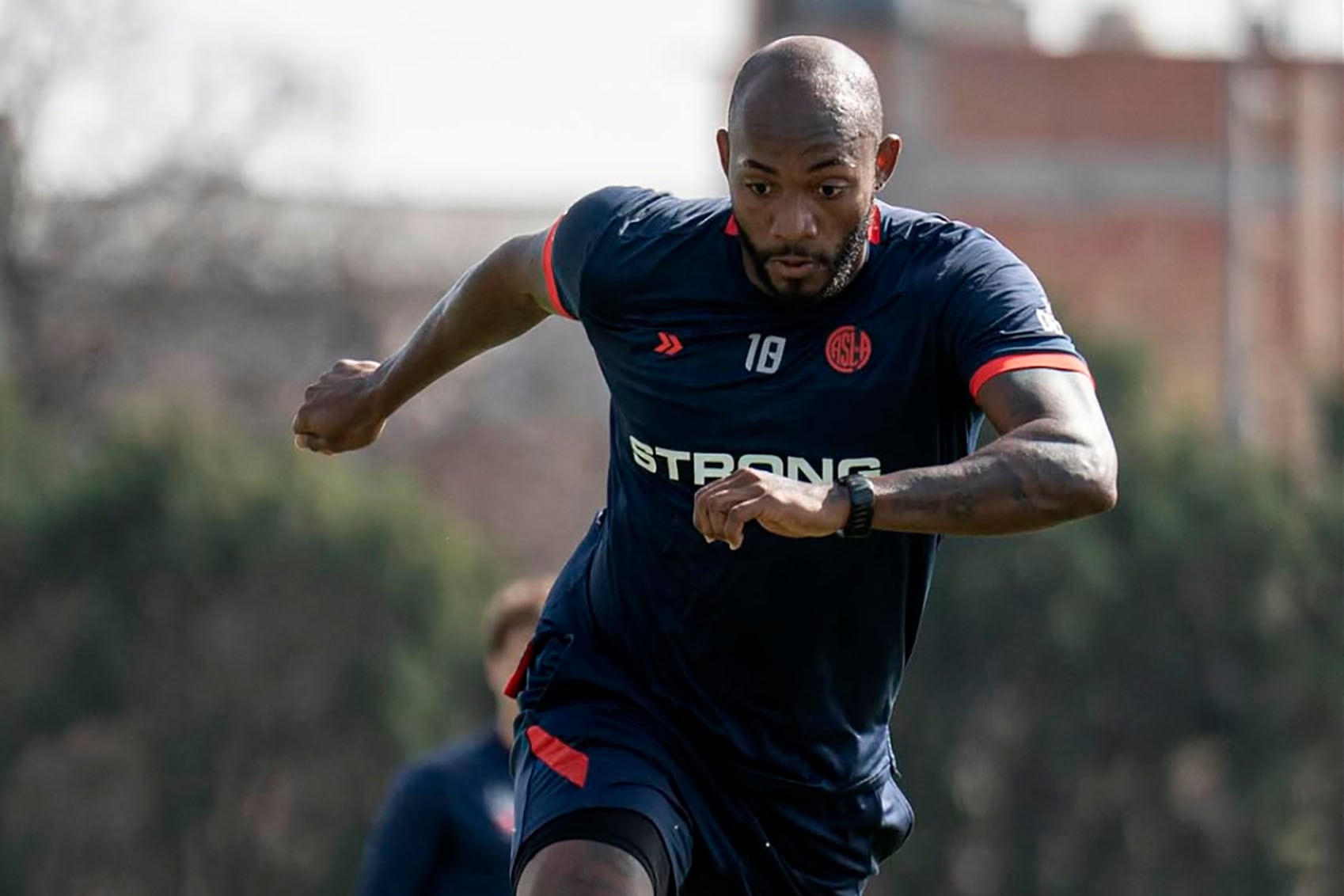 Una inhibición pesa sobre el colombiano Diego Herazo