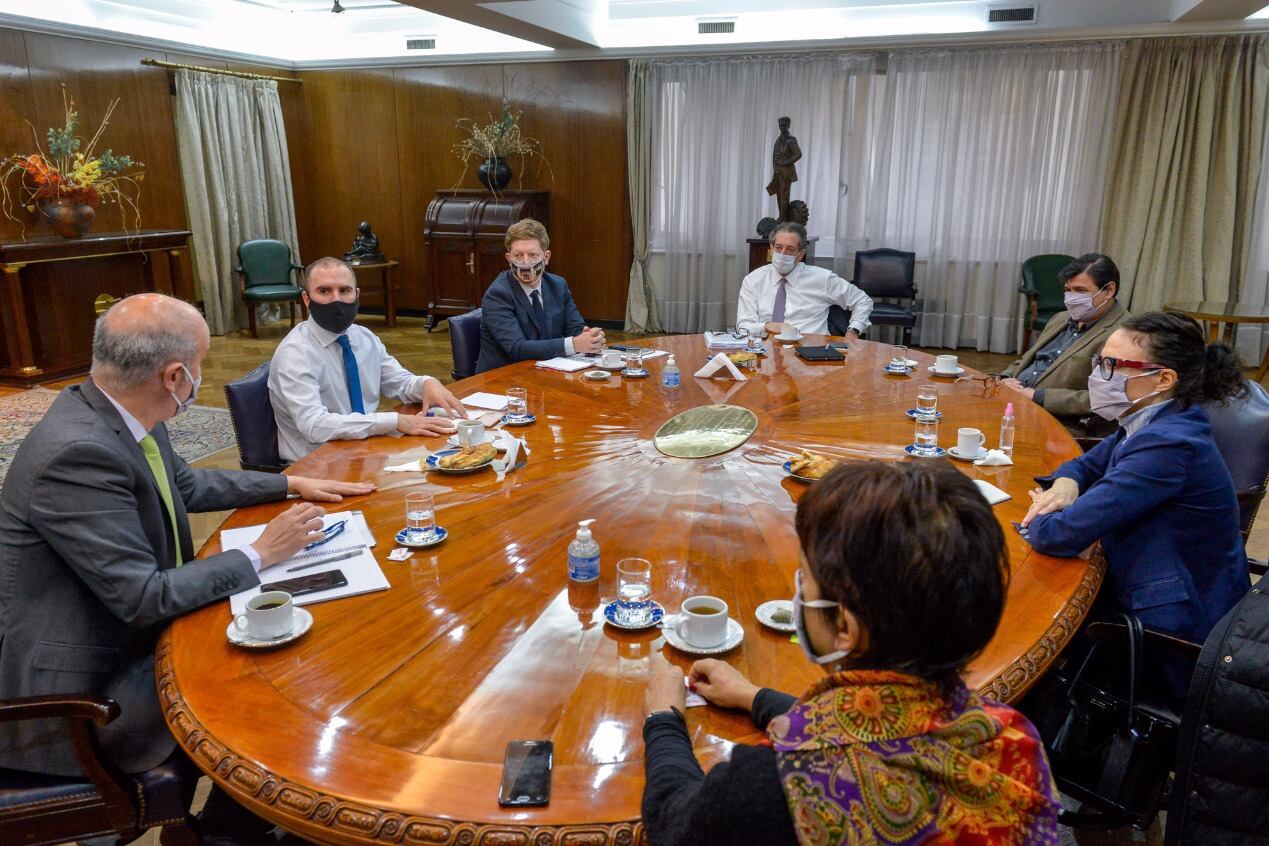 El Gabinete económico apuesta a la cobertura de diferentes sectores en la pandemia.