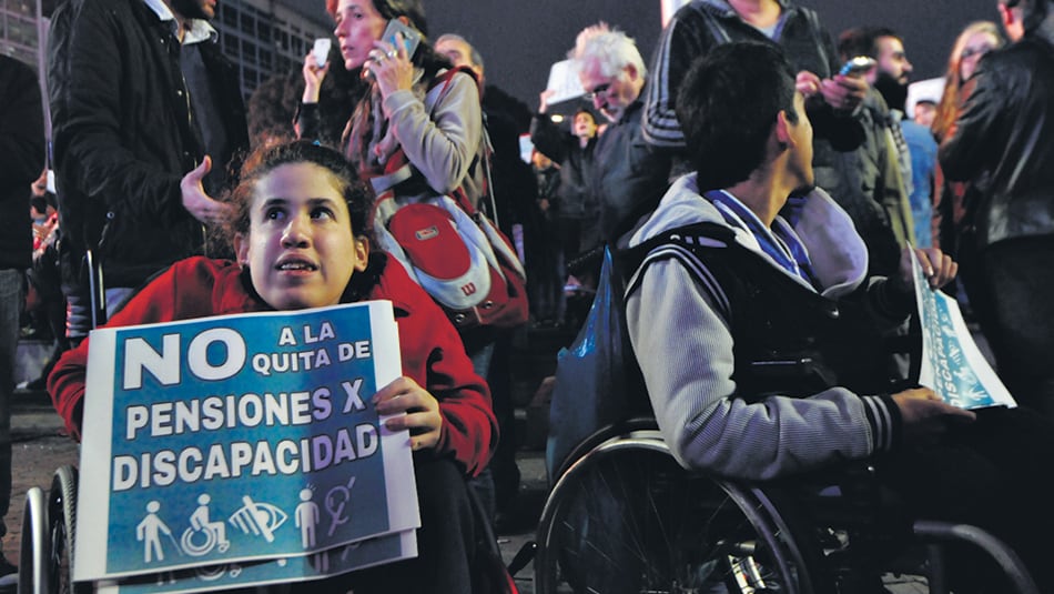 La inmensa mayoría de las pensiones por invalidez dadas de bajas no fueron restablecidas pese a la promesa oficial.