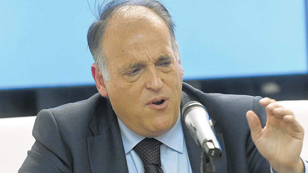 Javier Tebas firmó en el país un acuerdo de cooperación con la ministra Bullrich.