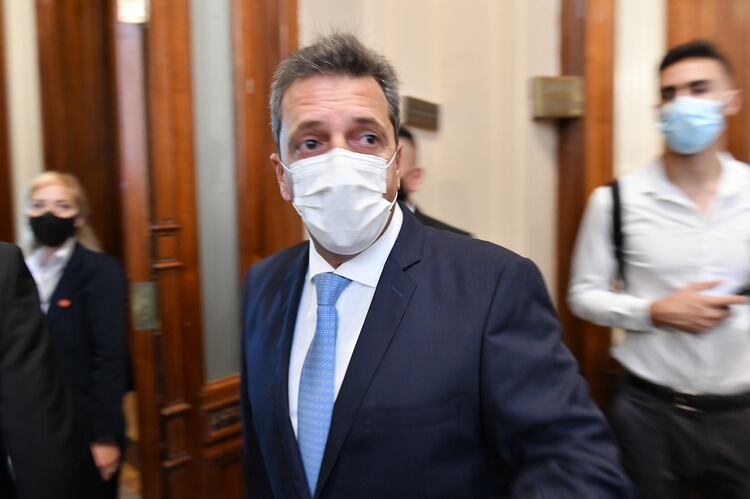 Sergio Massa, al llegar hoy al Congreso para la sesión por Ganancias.