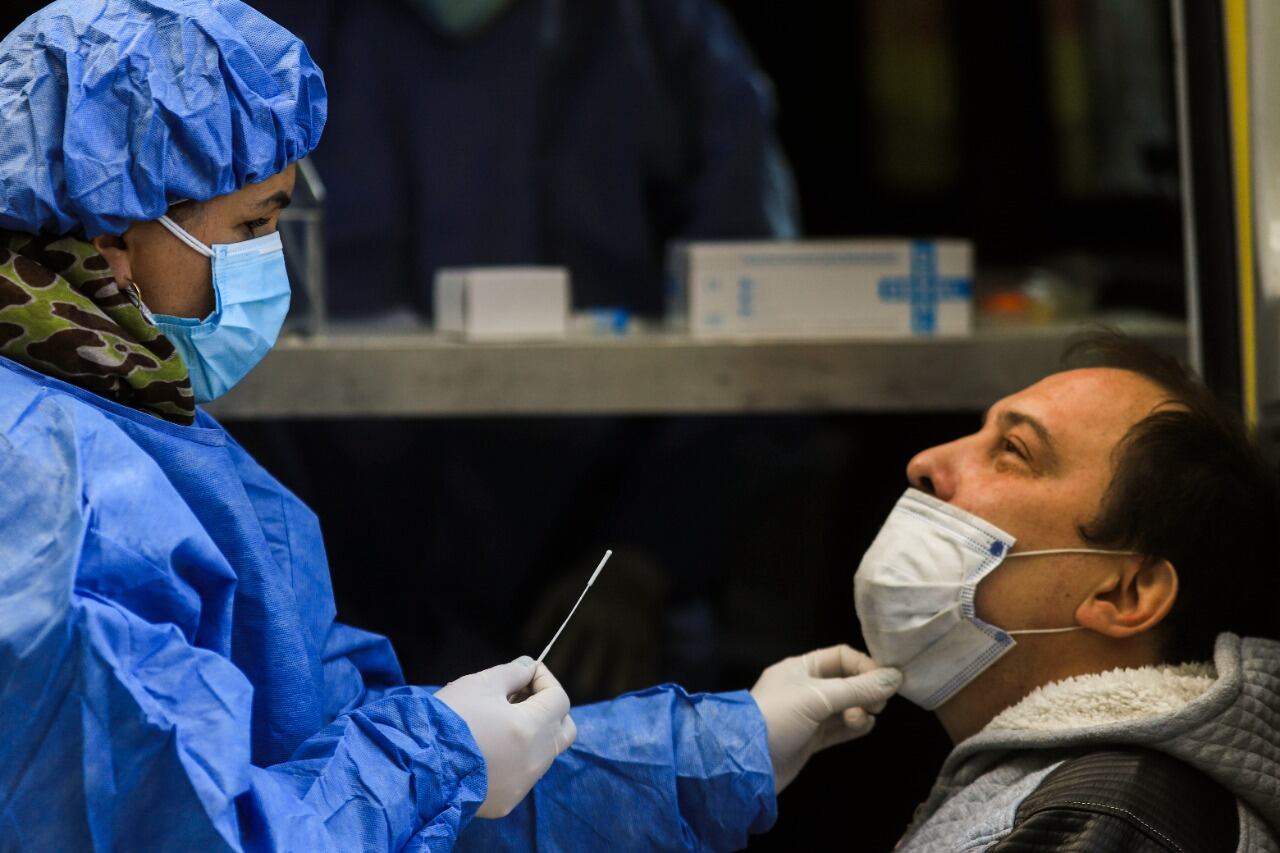 Hay por el momento 736 personas internadas en Unidades de Terapia Intensiva.