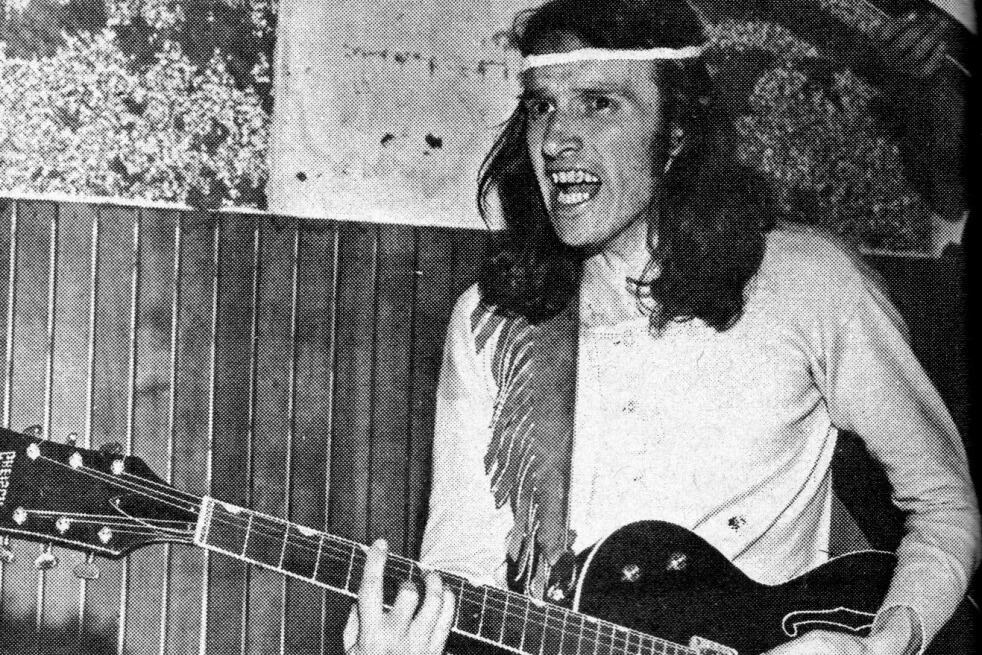 Alberto Ramón García, Pajarito, uno de los primeros "náufragos" del rock local.