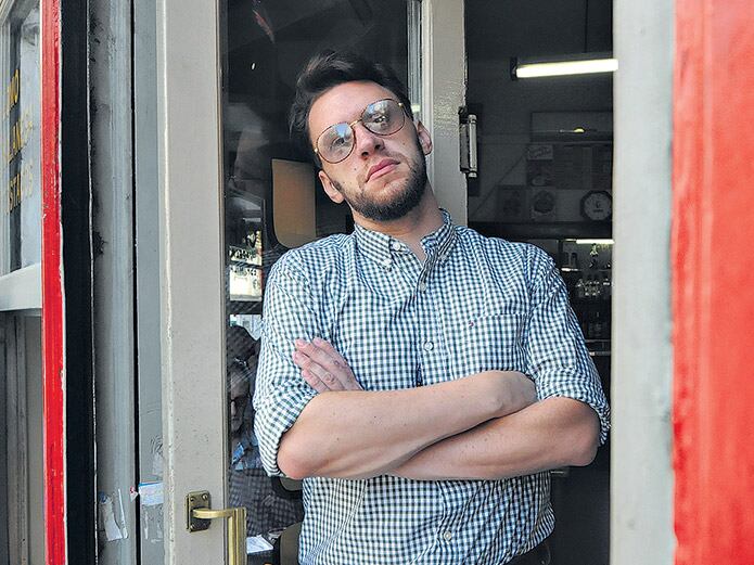 El espectáculo de Tenconi Blanco va los domingos en la sala El Extranjero. 