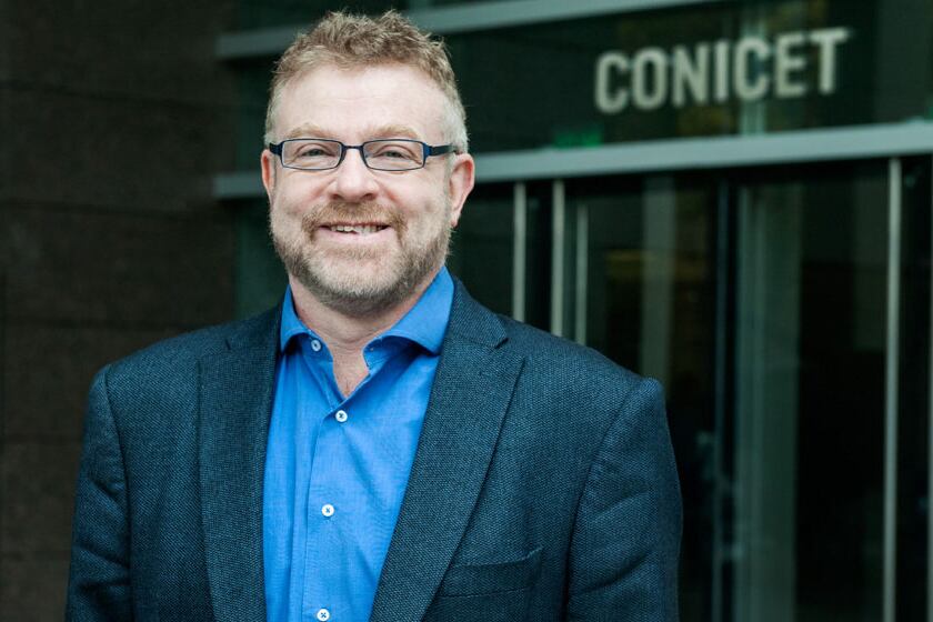 "La cura, si existe, debe ser para todos y todas", dice Rabinovich.