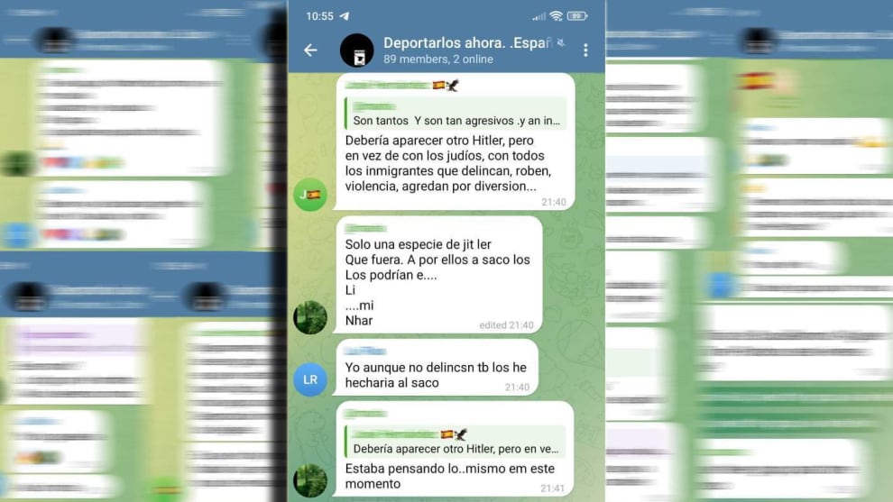 Captura de pantalla de mensajes publicados en el grupo de Telegram "Deportarlos Ahora".