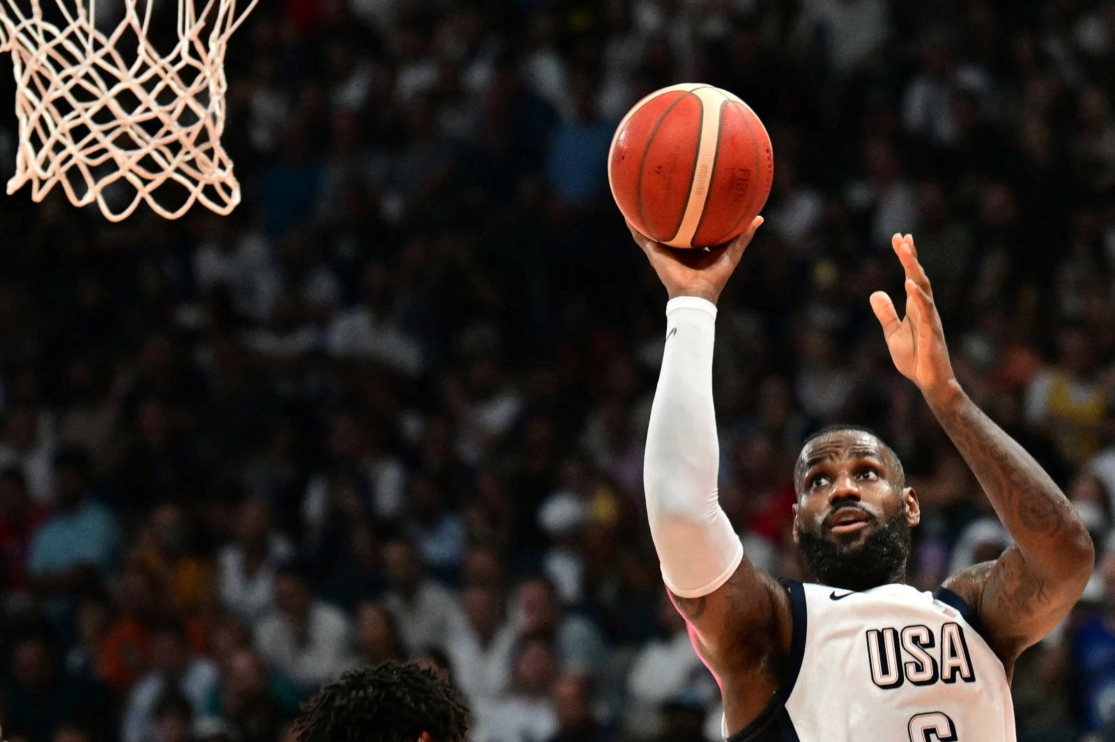 James apareció en el final