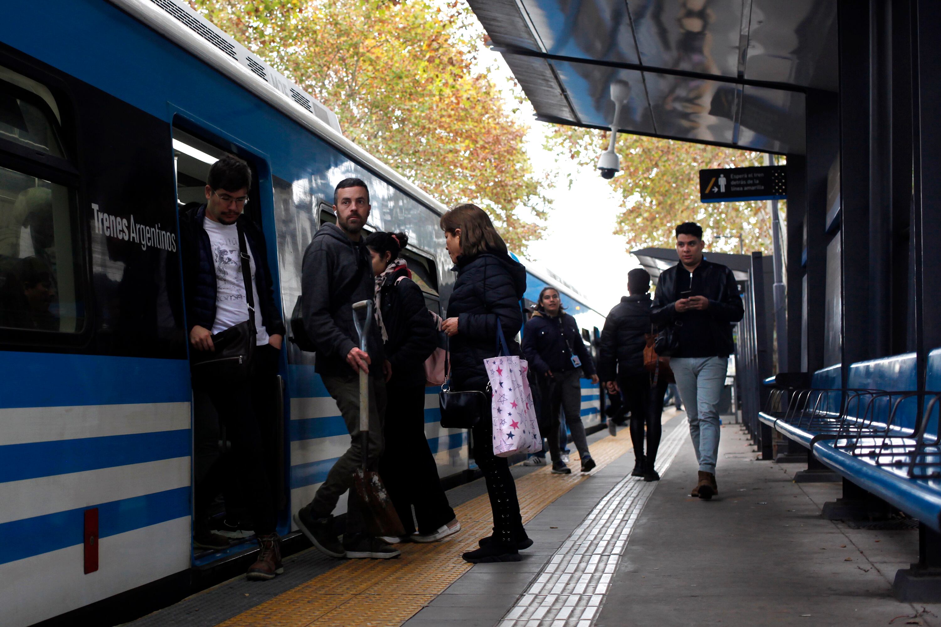El paro afectará todas las líneas de trenes del país.