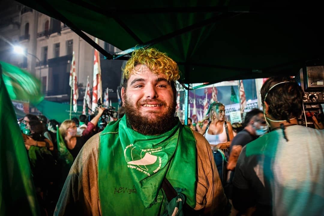 Era fotógrafo y se hará una autopsia para conocer el motivo del deceso.