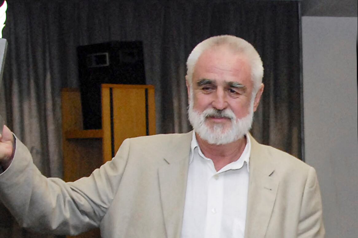 Murió Andrew Graham Yooll.