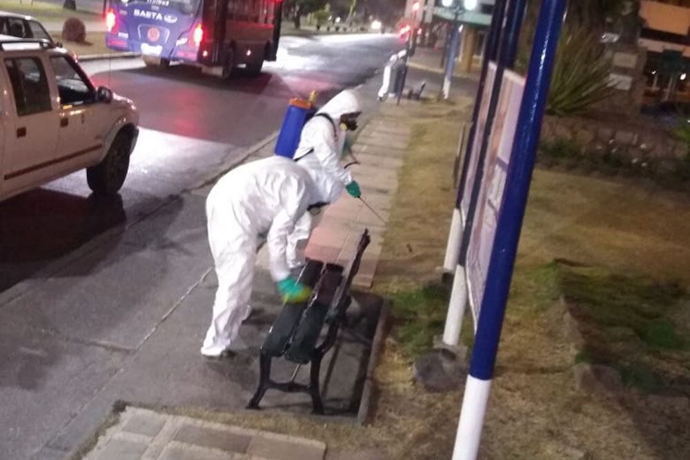 Sanitización de paradas de colectivos 