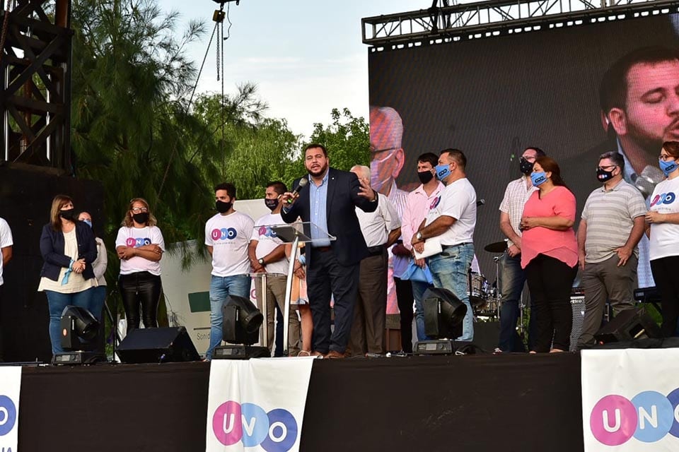 Ghione en el lanzamiento de un nuevo espacio político de base religiosa.