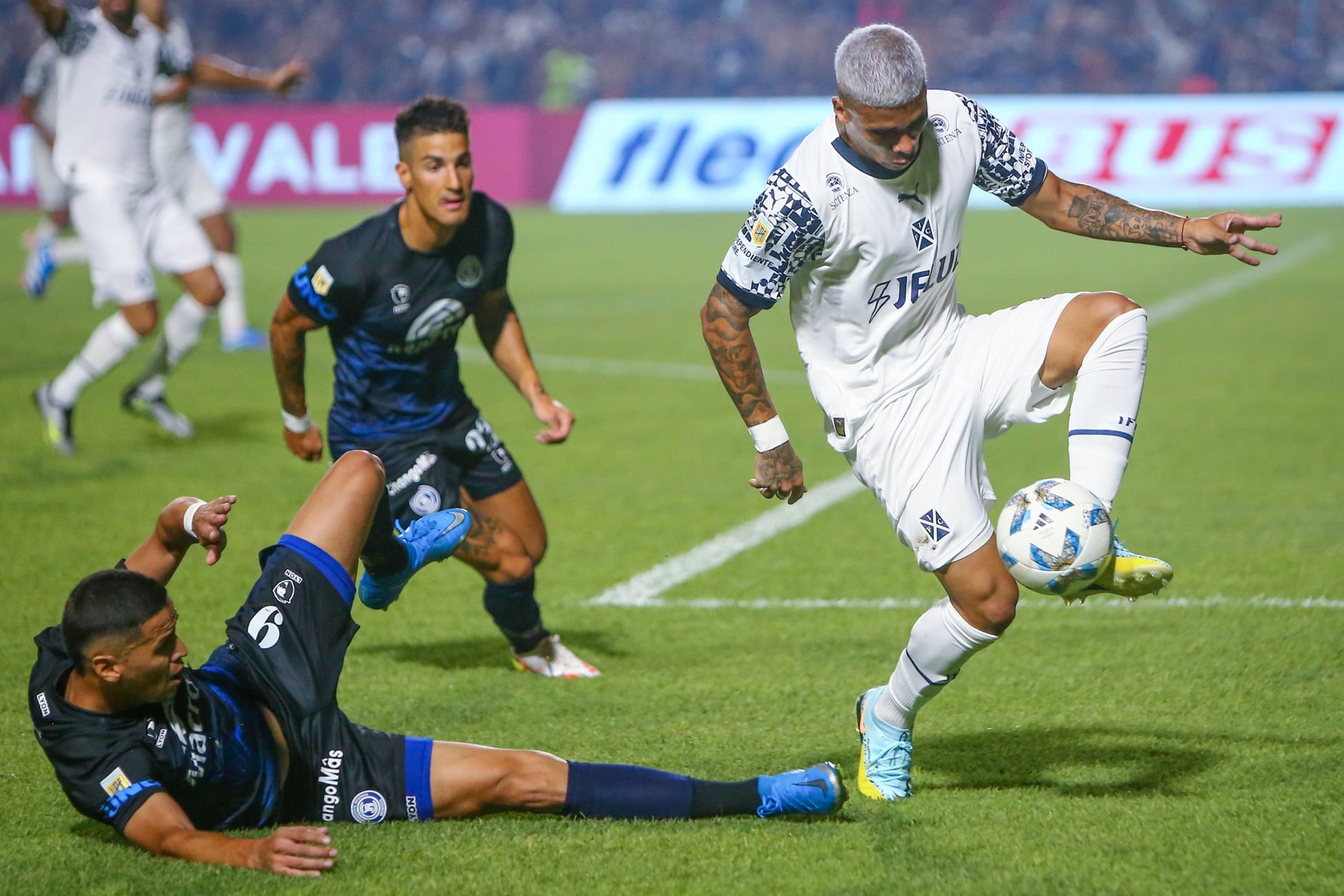 Ayrton Costa marcó el gol del triunfo de Independiente, el de Avellaneda