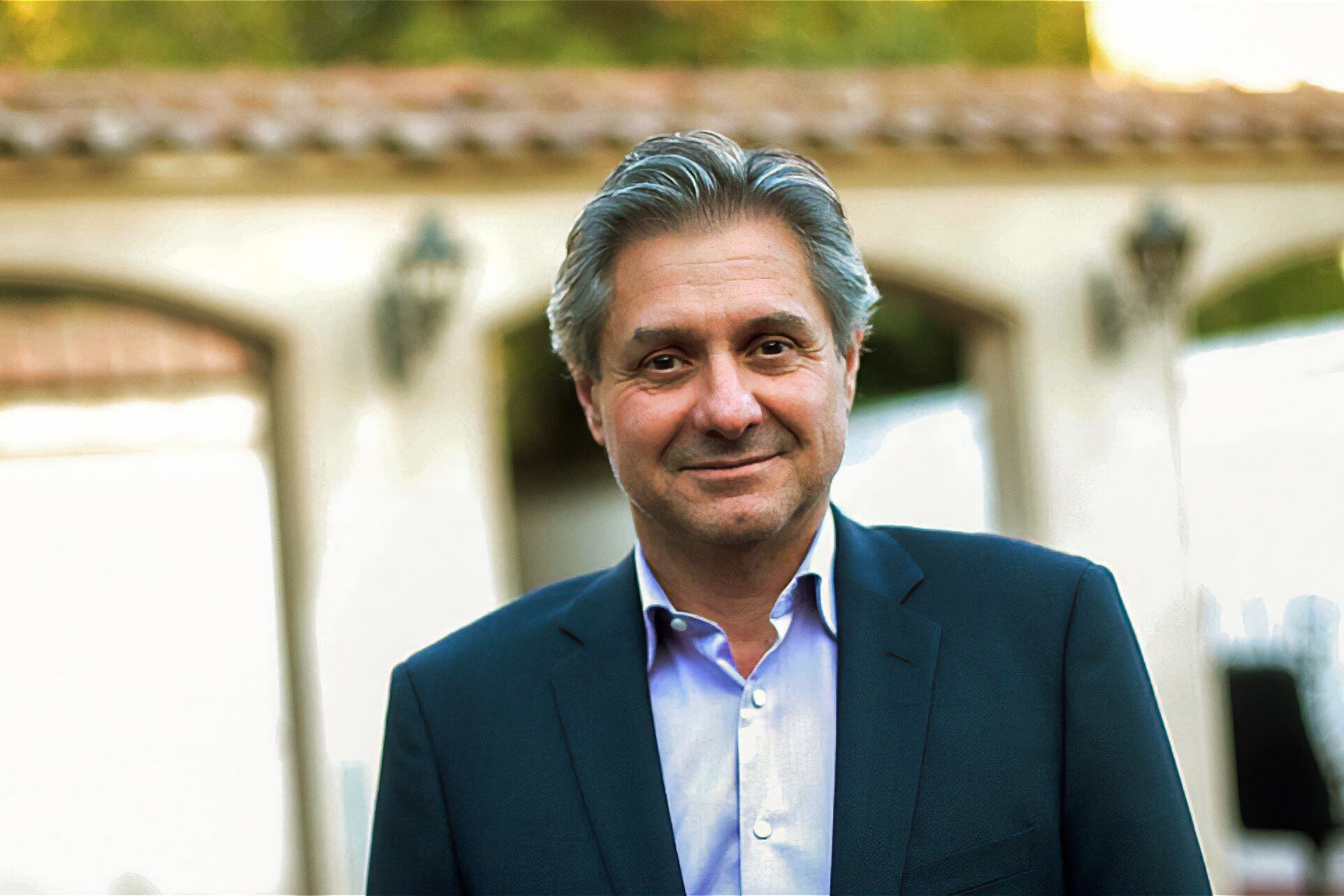 José Luis Daza se dedicó a los negocios financieros, y además de trabajar con Caputo en el JP Morgan fue también socio de Demian Reidel.