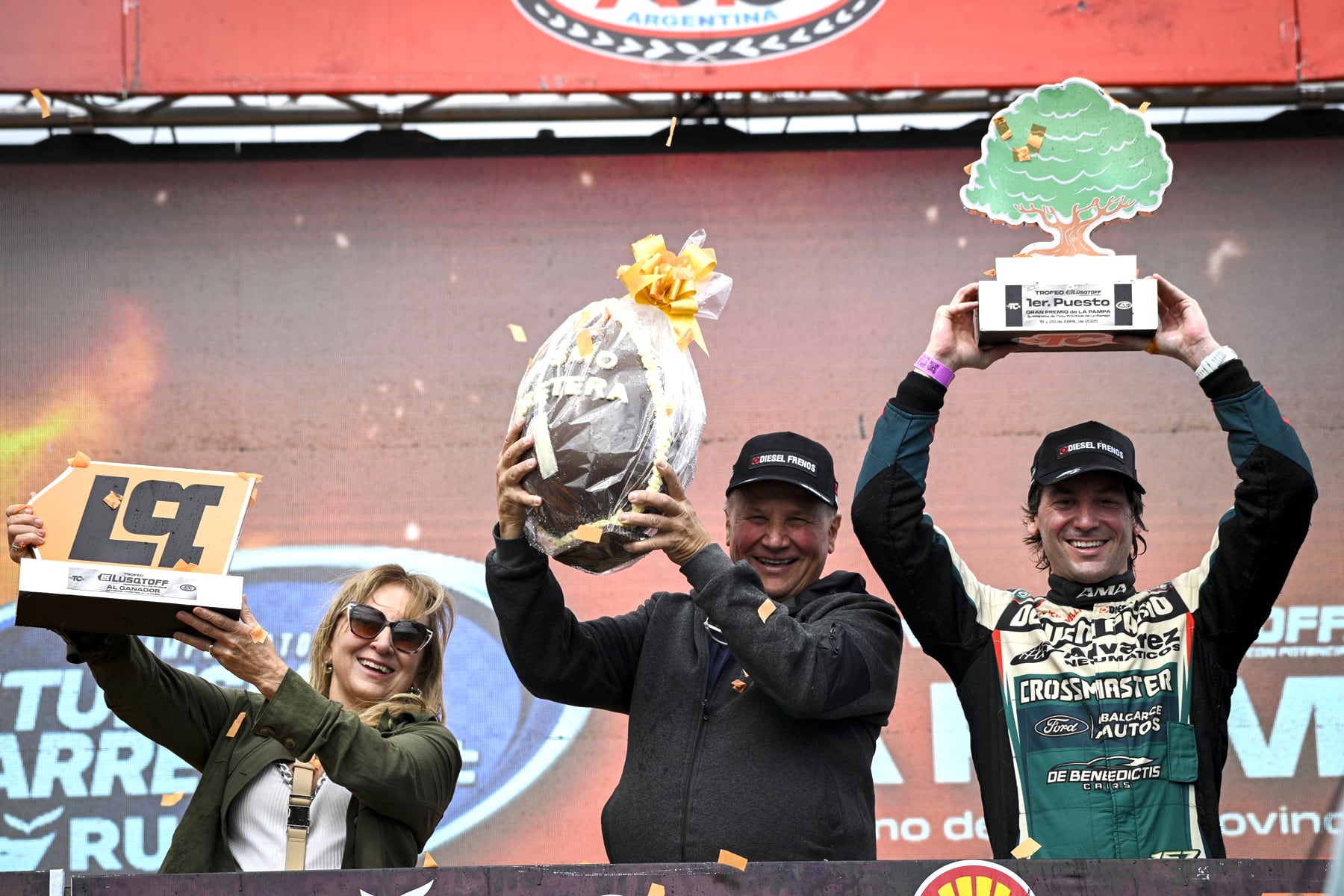 Una familia "teceísta" en el podio pampeano