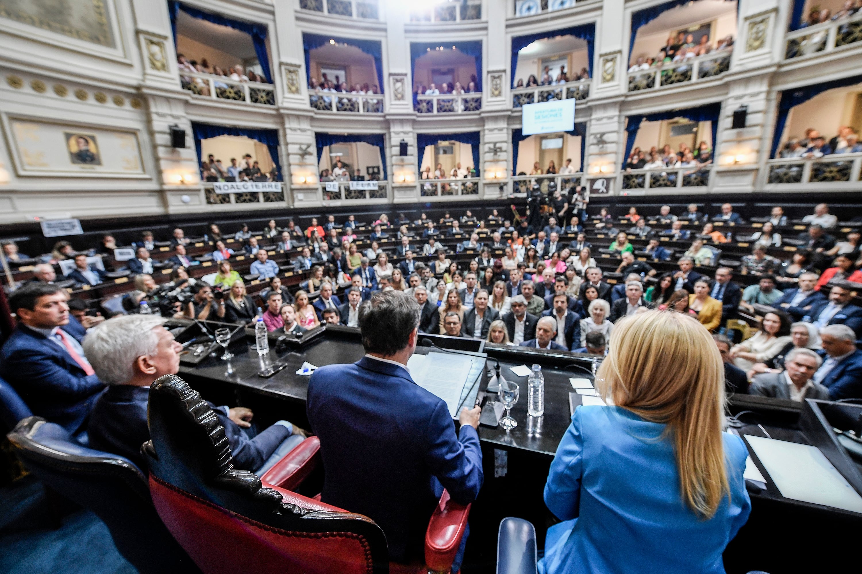 Axel Kicillof frente a la Legislatura bonaerense.