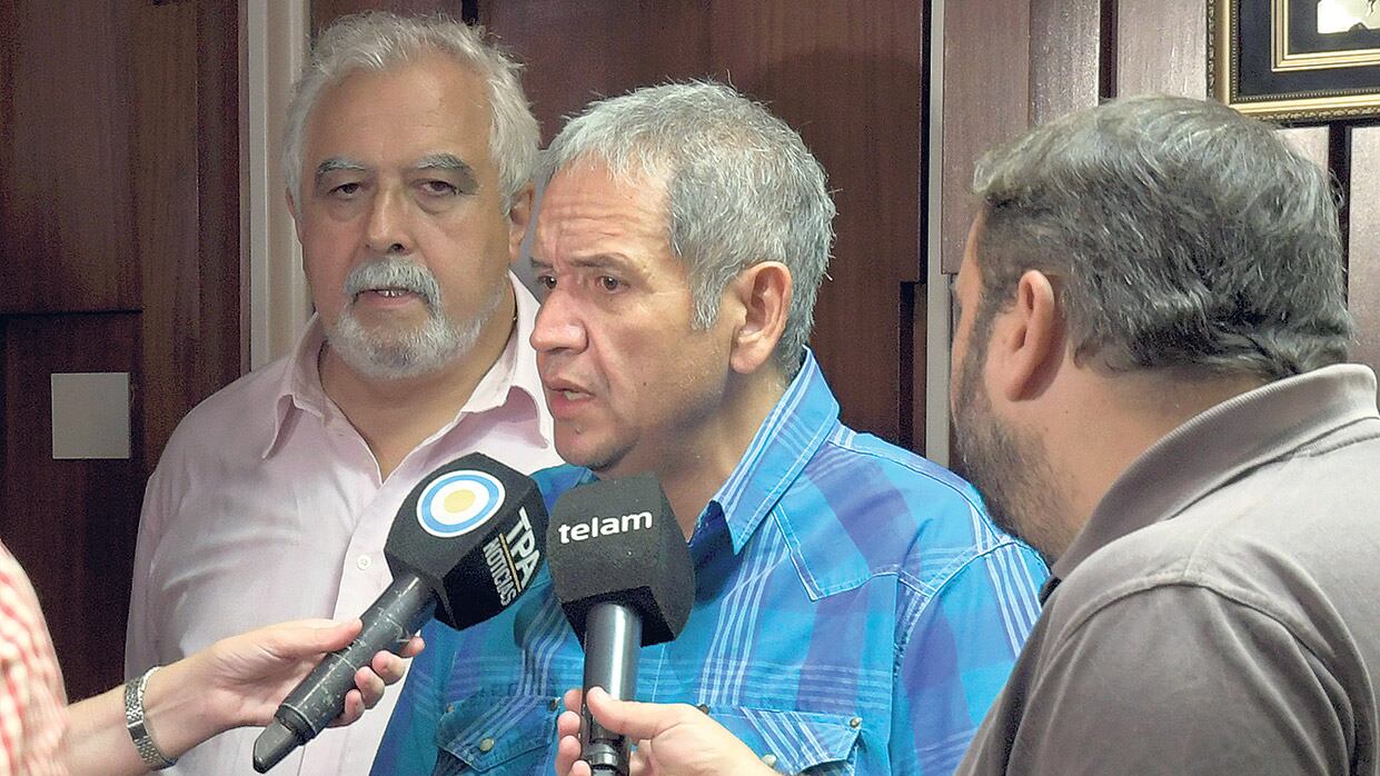 “Si siguen con esta actitud dilatoria y provocativa, vamos a lanzar un paro de 48 horas”, dijo Palazzo.