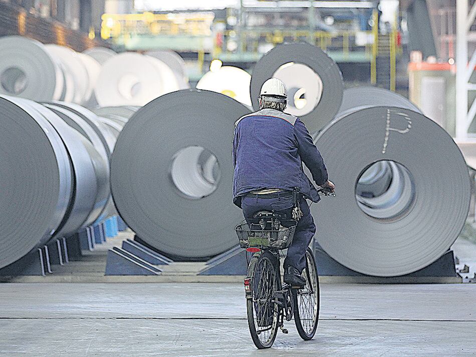 El mal desempeño de la industria fue lo que más influyó para la caída del EMAE en febrero.