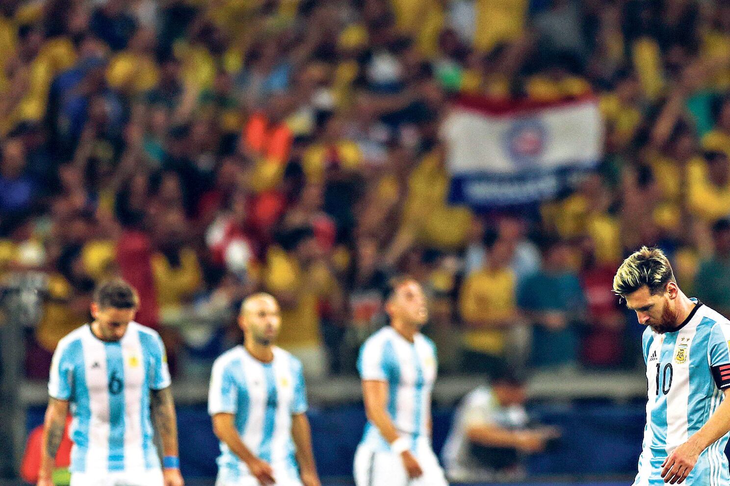 Messi, su sola presencia no alcanzó para levantar la imagen de un equipo inexpresivo.