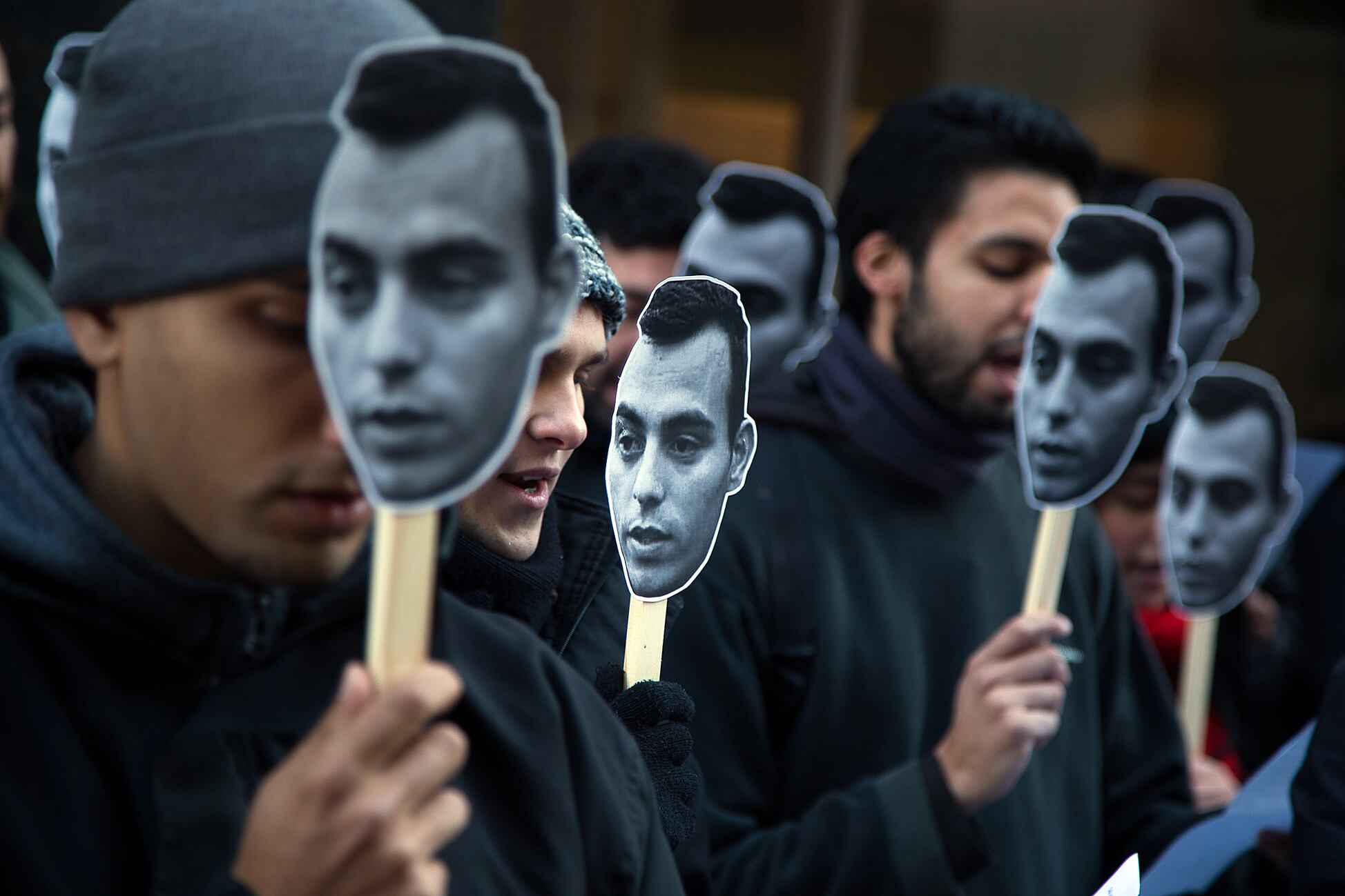 Amigos y familiares llevaron la foto de Pichón.